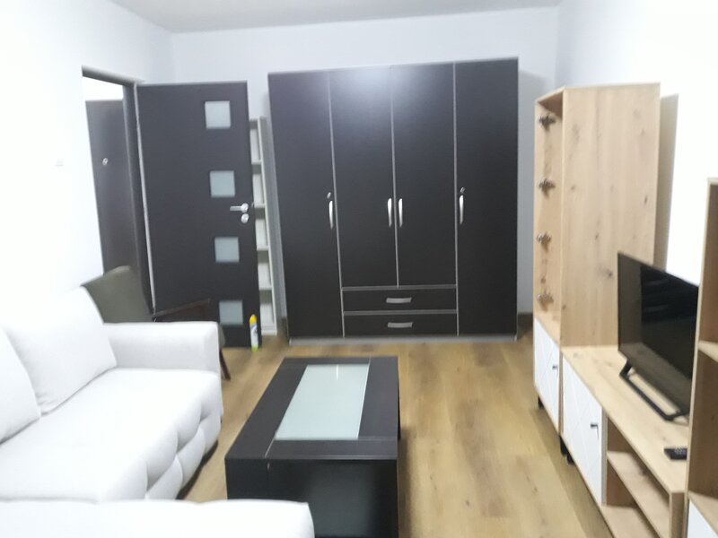 Obor, Colentina, Teiul Doamnei, stradal, 8 minute de metrou renovat mob nou