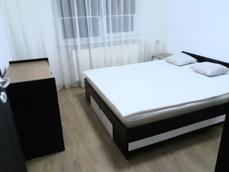 Obor, Colentina, Teiul Doamnei, stradal, 8 minute de metrou renovat mob nou