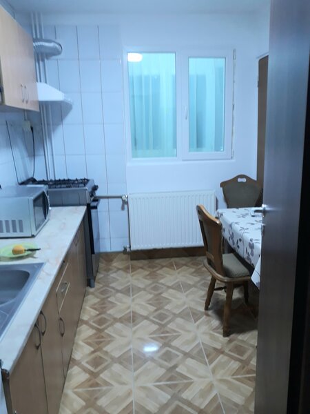 Obor, Colentina, Teiul Doamnei, stradal, 8 minute de metrou renovat mob nou